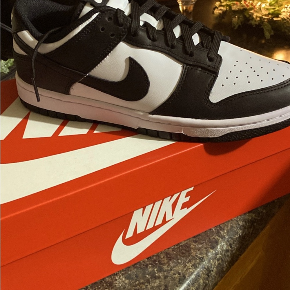 Nike Dunks,black and white-size9